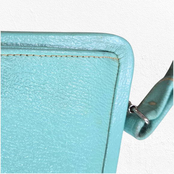 1950s Vintage Robin’s Egg Blue Leather Clutch Purse Mid-Century - Picture 8 of 16